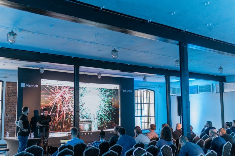 konf duża (Custom)-min