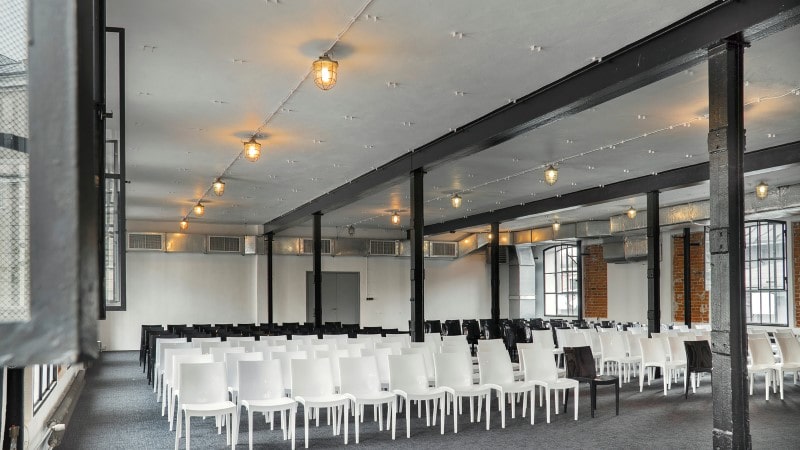 sala konferencyjna 2000 1 (Custom)-min